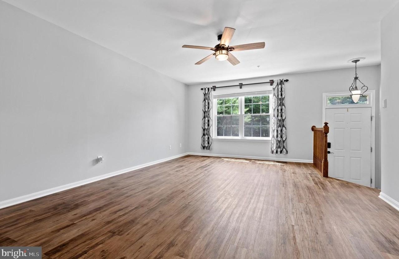2173 Cantley Ct - Photo 3 of 41