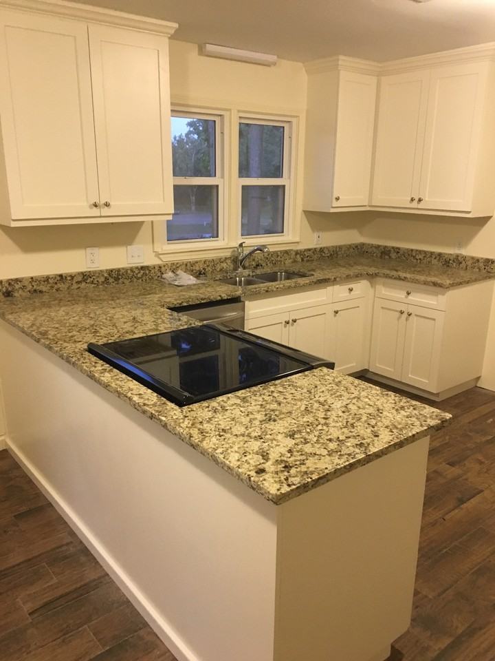 15 Hickory St - Photo 2 of 30