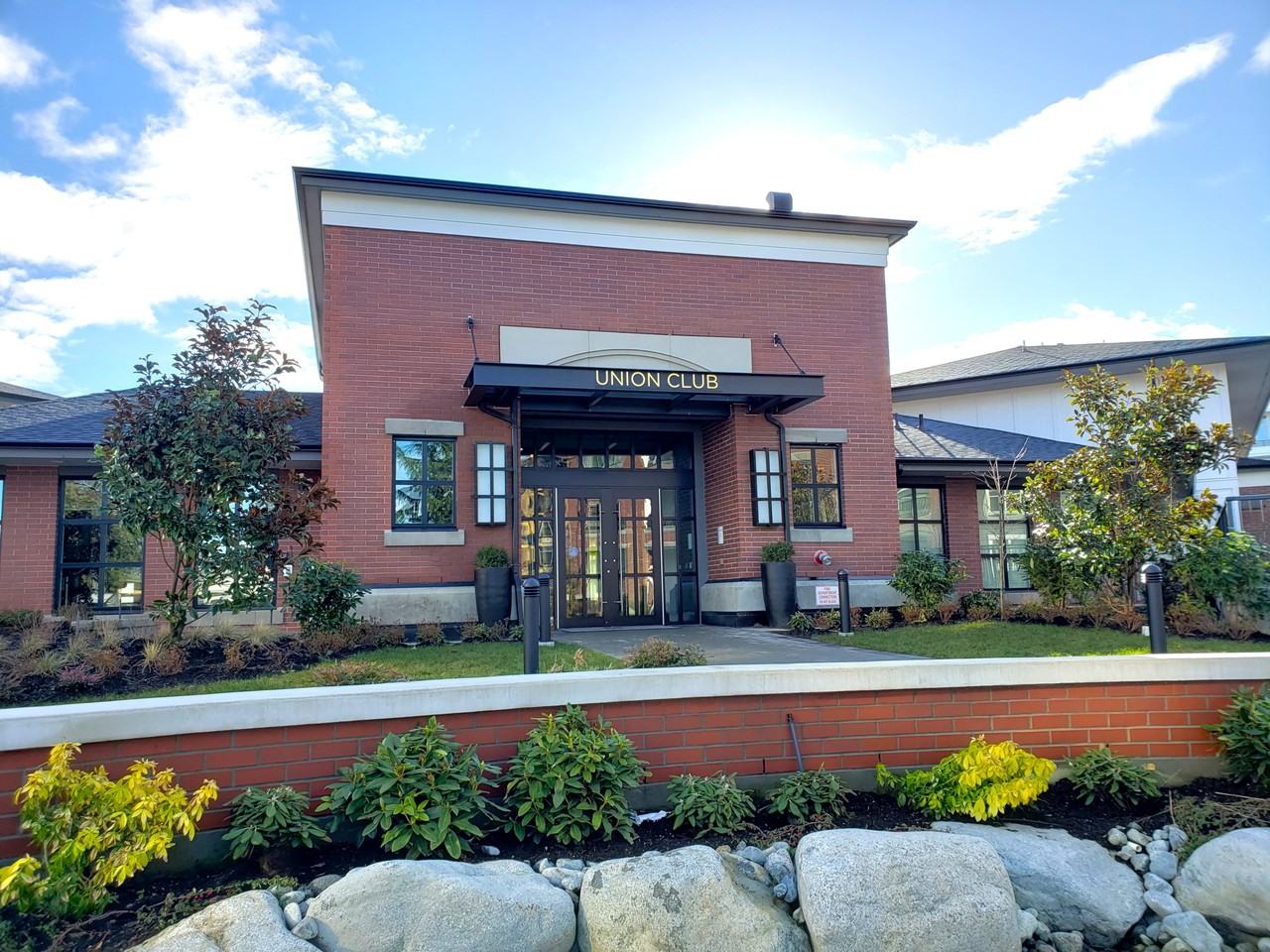 Union Park - Photo 2 of 5