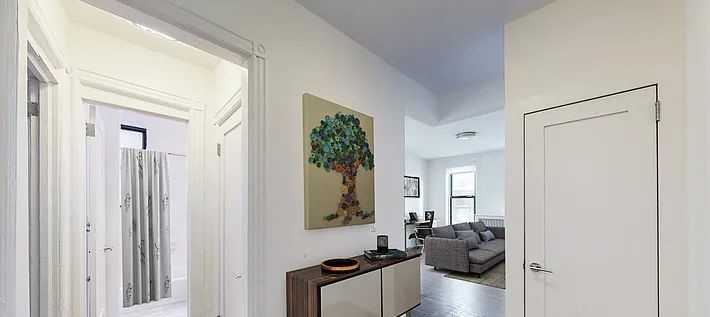 E 91st St #2C - Photo 3 of 6