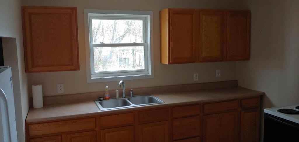 826 1/2 21st St - Photo 6 of 10