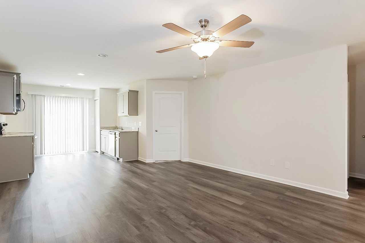 2034 Catlet Ct - Photo 2 of 14
