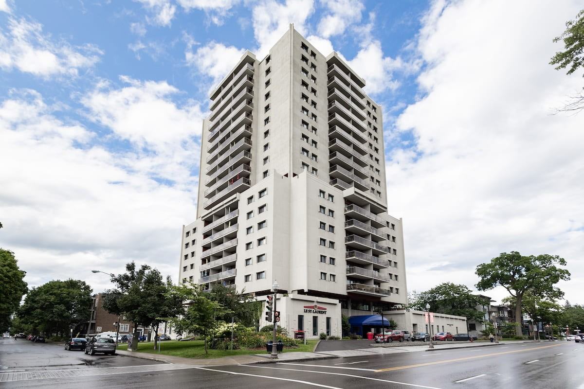 Le StLaurent Apartments 250 Grande Allée O, Québec, QC G1R 2H4 Zumper