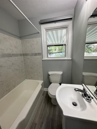 3301 Vimy Ridge Ave - Photo 3 of 13