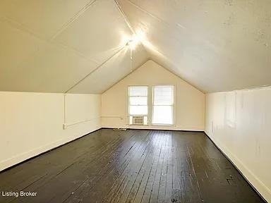 1115 S 32nd St - Photo 3 of 6