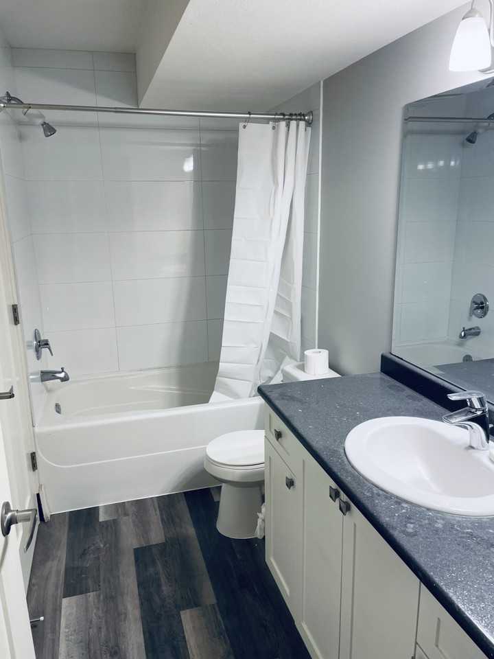 27569 27A Avenue - Photo 3 of 7
