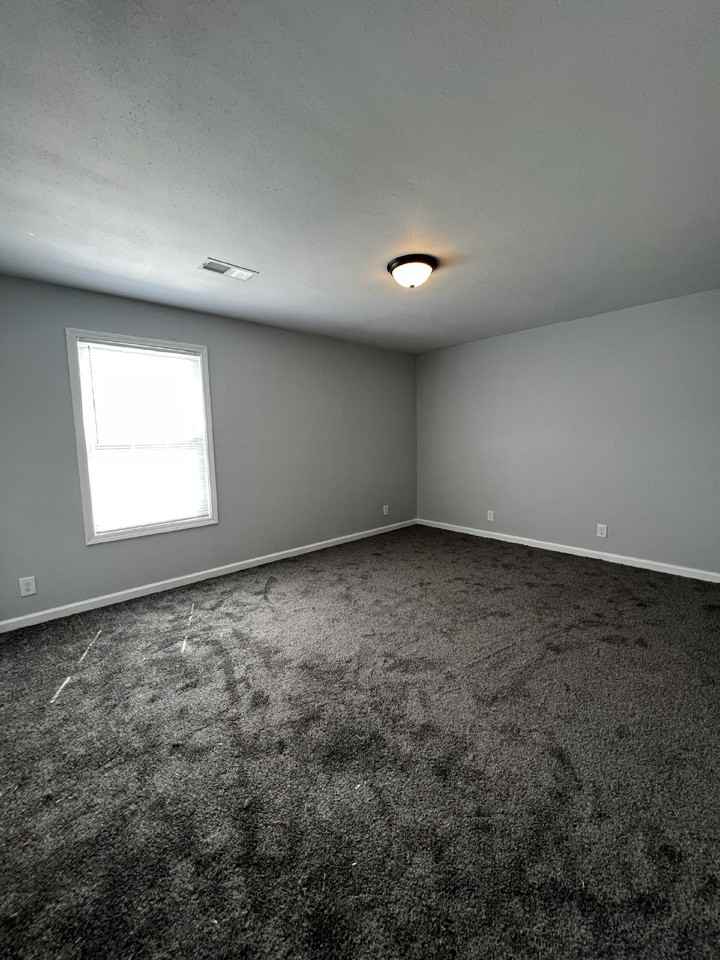 374 Jack Miller Blvd Apt E - Photo 6 of 12