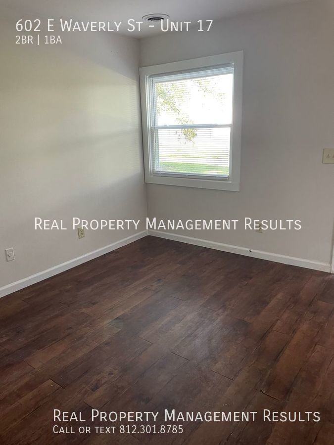 602 E Waverly St #17 - Photo 2 of 12