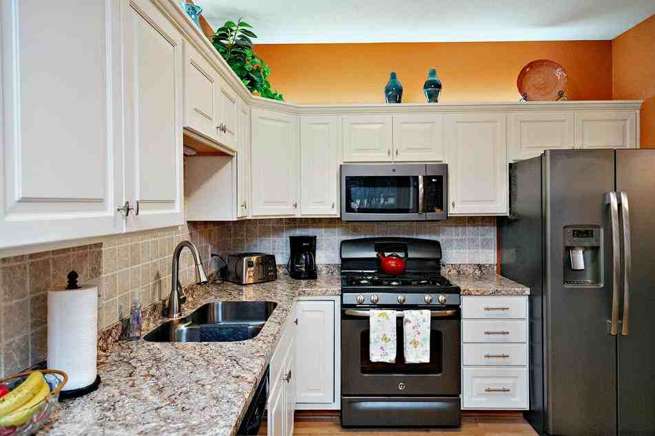 N43W32801 Rasmus Rd #9F - Photo 3 of 12