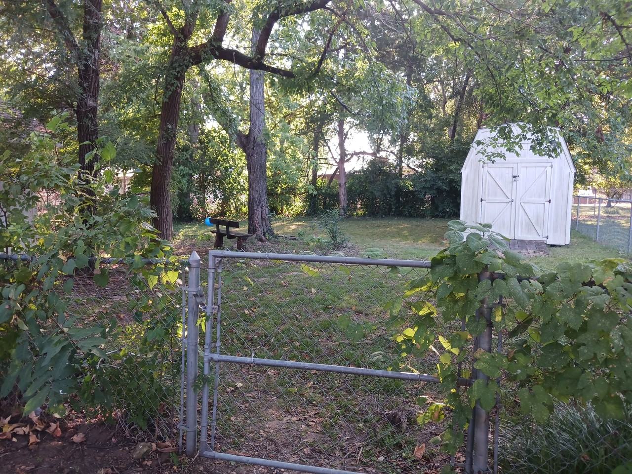 725 S Chickasaw Ave #NA - Photo 3 of 12