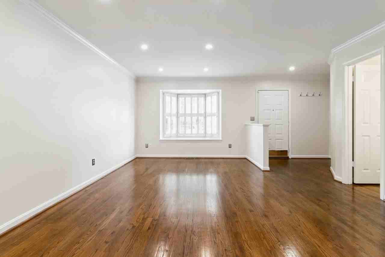 524 Kinsale Rd #NA - Photo 3 of 19