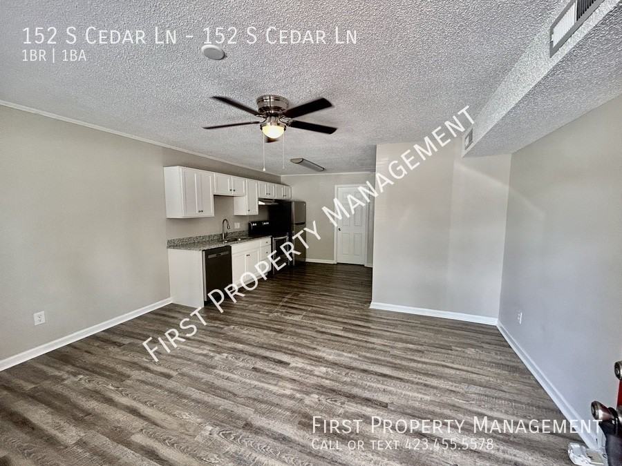 152 S Cedar Ln - Photo 2 of 10