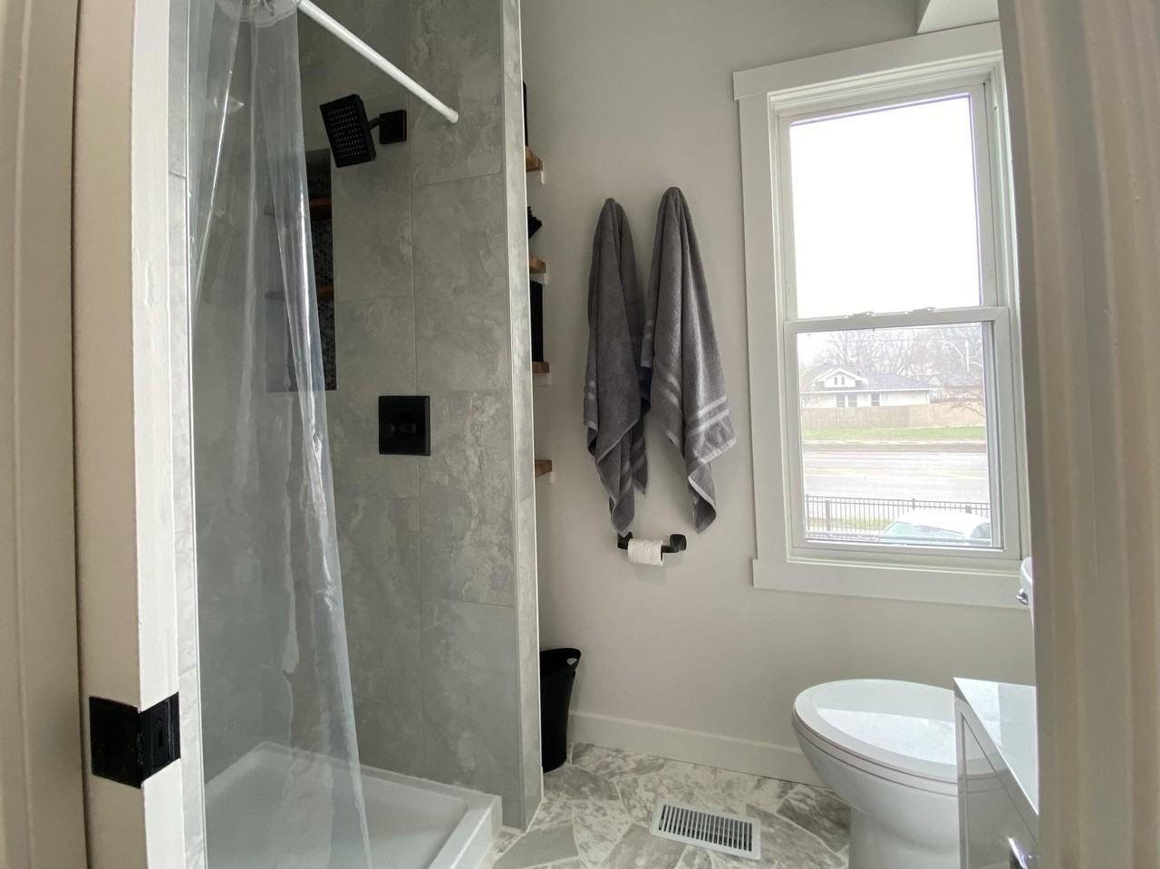 1774 Reaney Ave #NA - Photo 3 of 20
