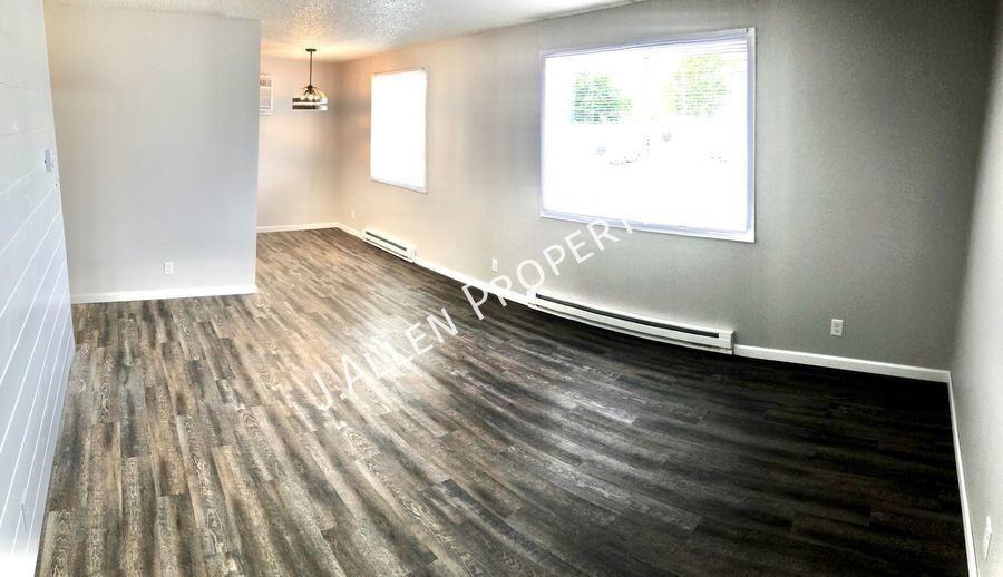 1900 Parker Cir #D - Photo 2 of 16