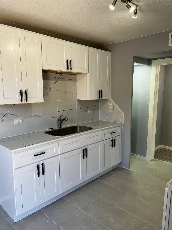 2223 Gorman Ave - Photo 5 of 18