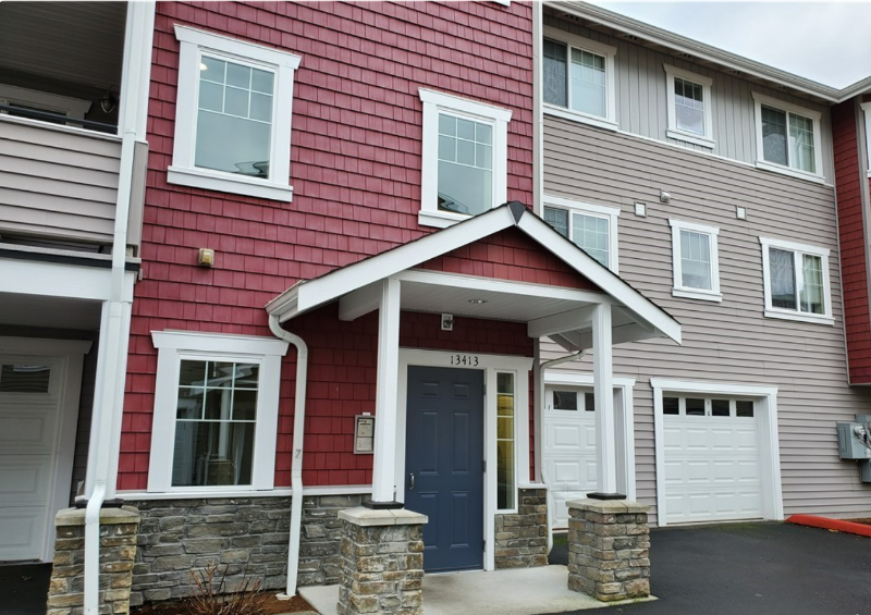 13413 97th Ave E #203