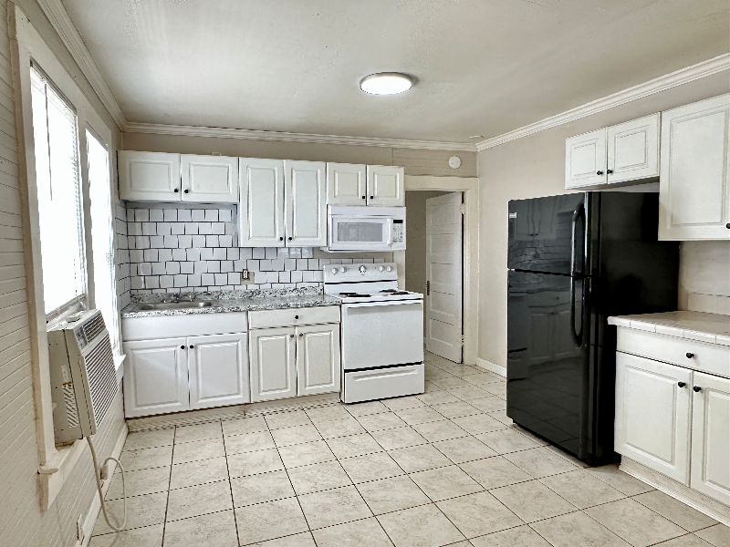 724 E Patterson St - Photo 2 of 6