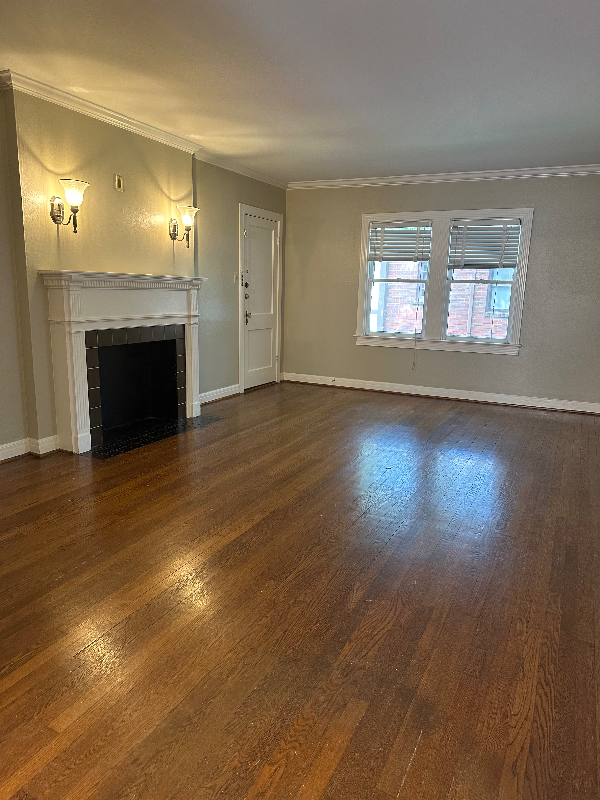 2038 North Blvd - Photo 2 of 15