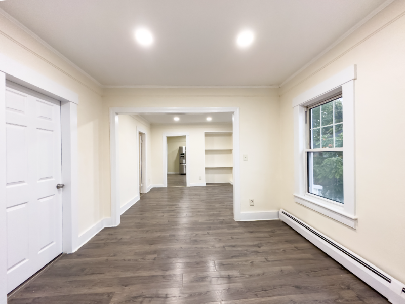 98 Farnham St #2 - Photo 2 of 12