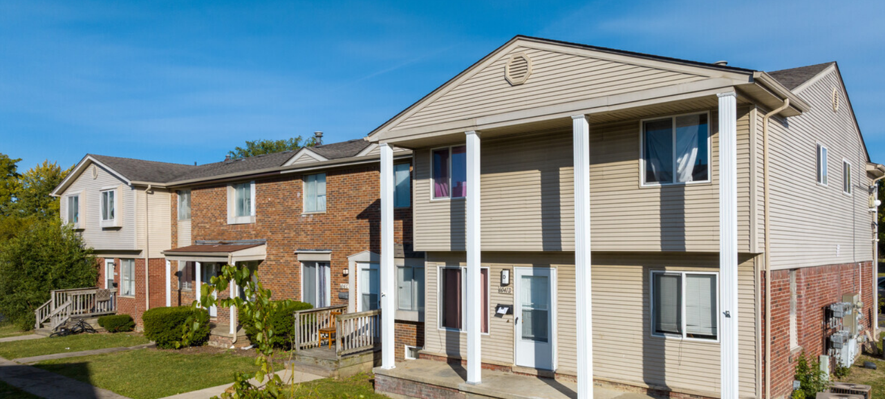 Vanderbilt Townhomes Apartments 2028 Vanderbilt Court, Mount Morris