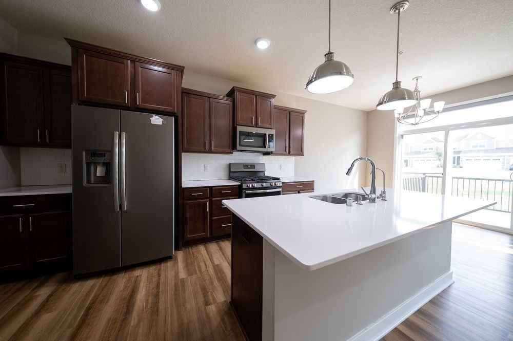 18335 Glassner Way - Photo 2 of 32