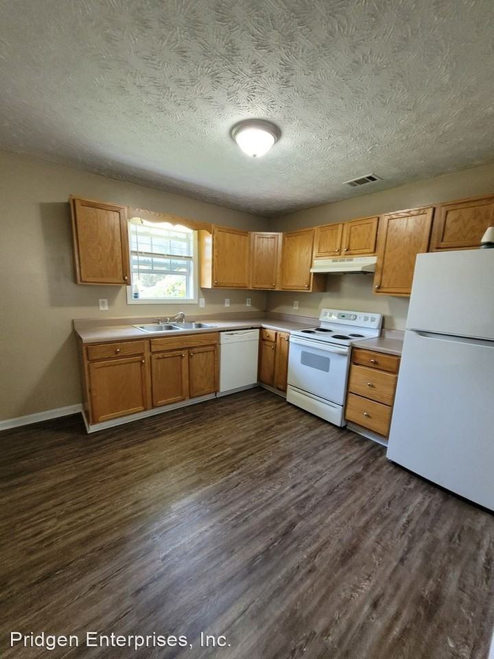 Old Elberton Rd 1308-1316 - Photo 3 of 11