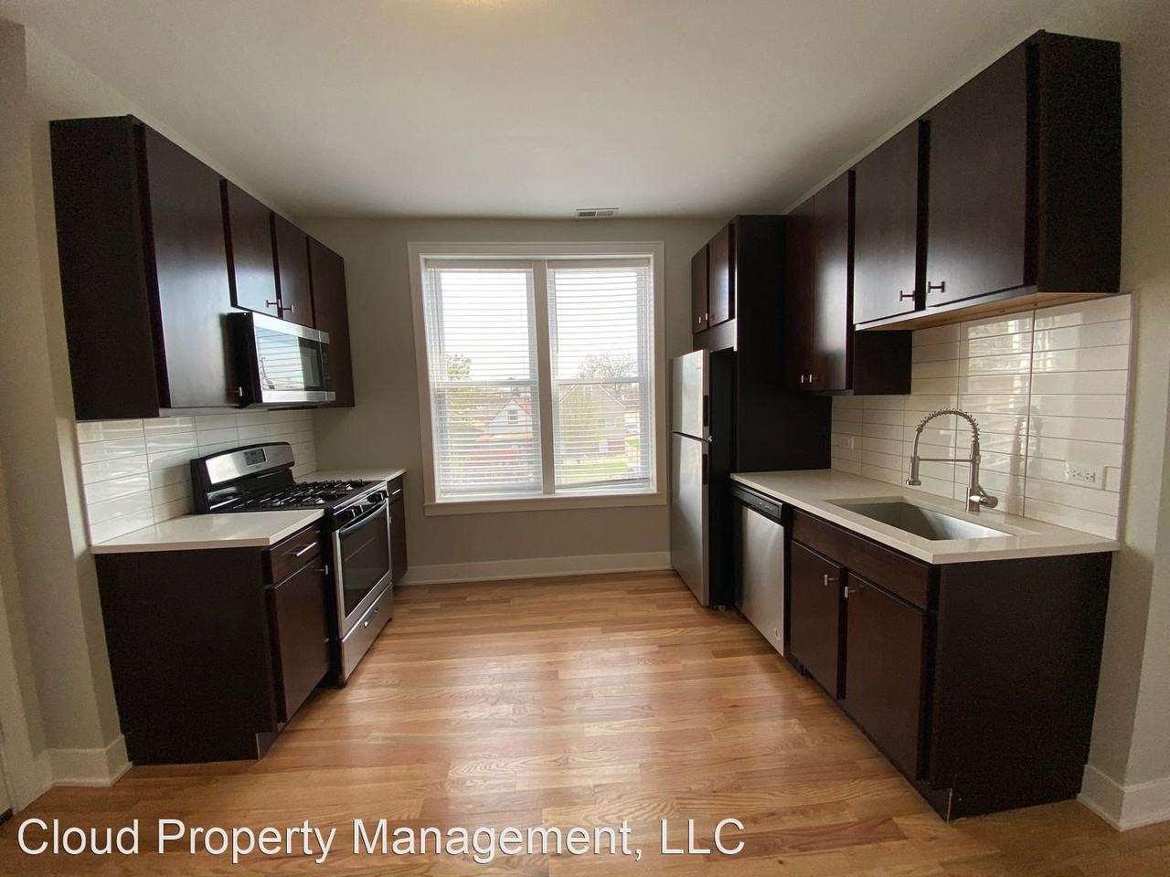 3300 W Pershing Rd - Photo 3 of 11