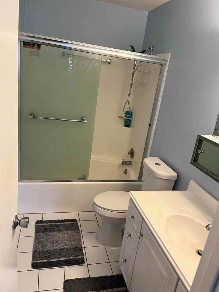 129 Lake Anne Dr - Photo 3 of 8