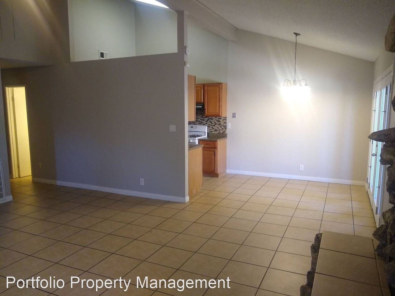 2320 Pinon Springs Cir - Photo 3 of 11