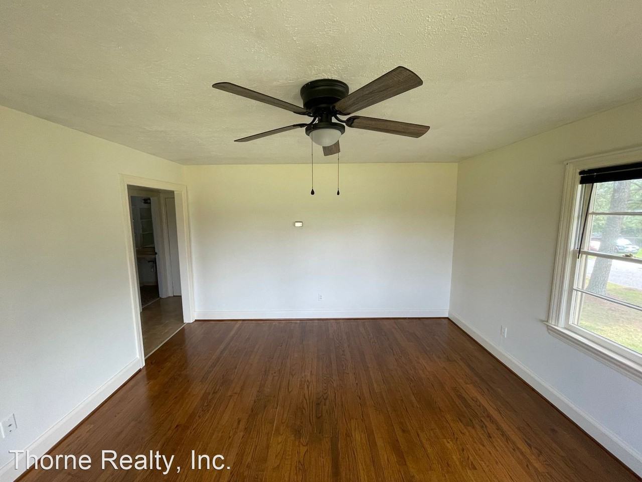 400 W Farmer Street - Photo 2 of 17