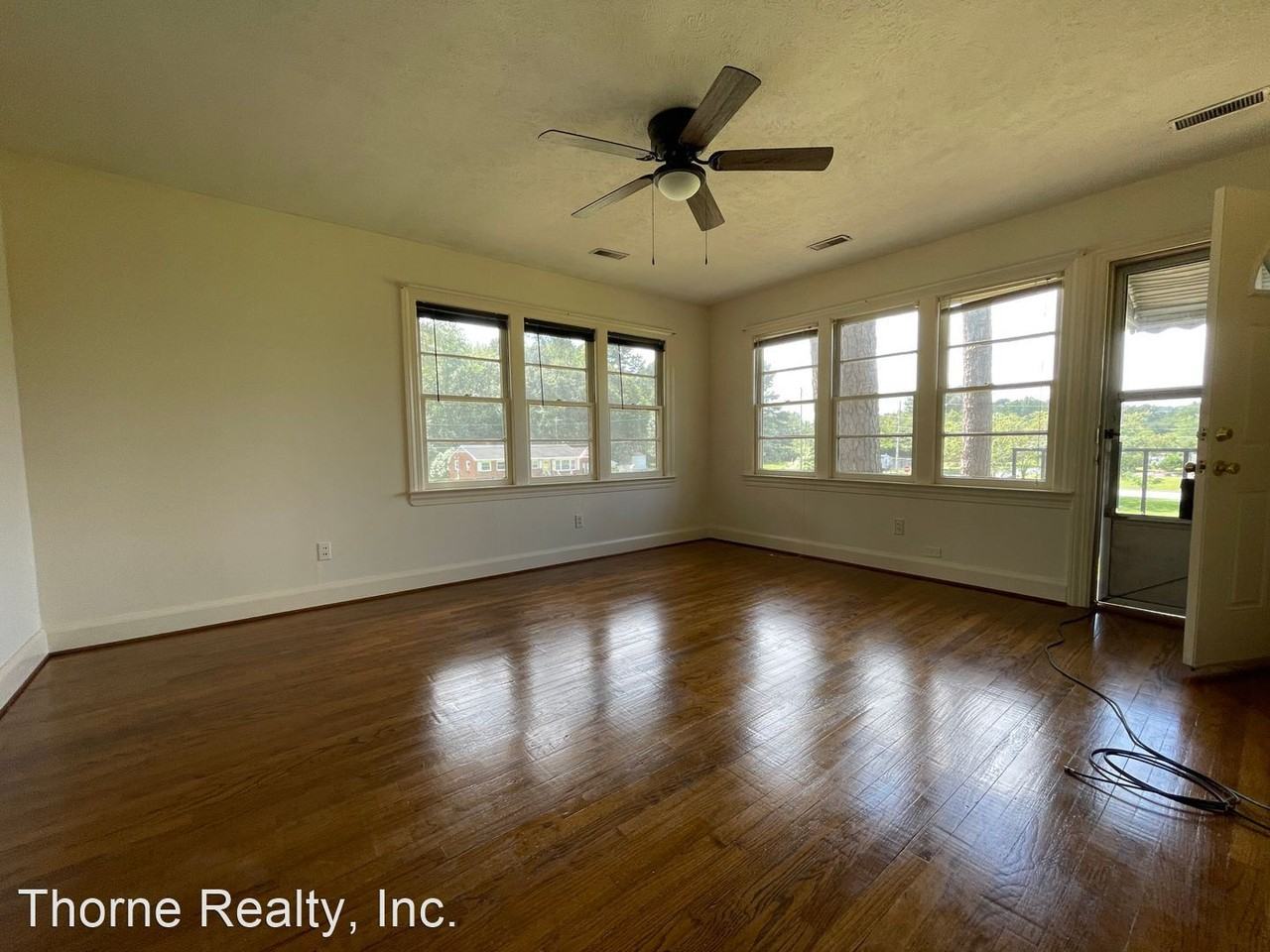 400 W Farmer Street - Photo 3 of 17