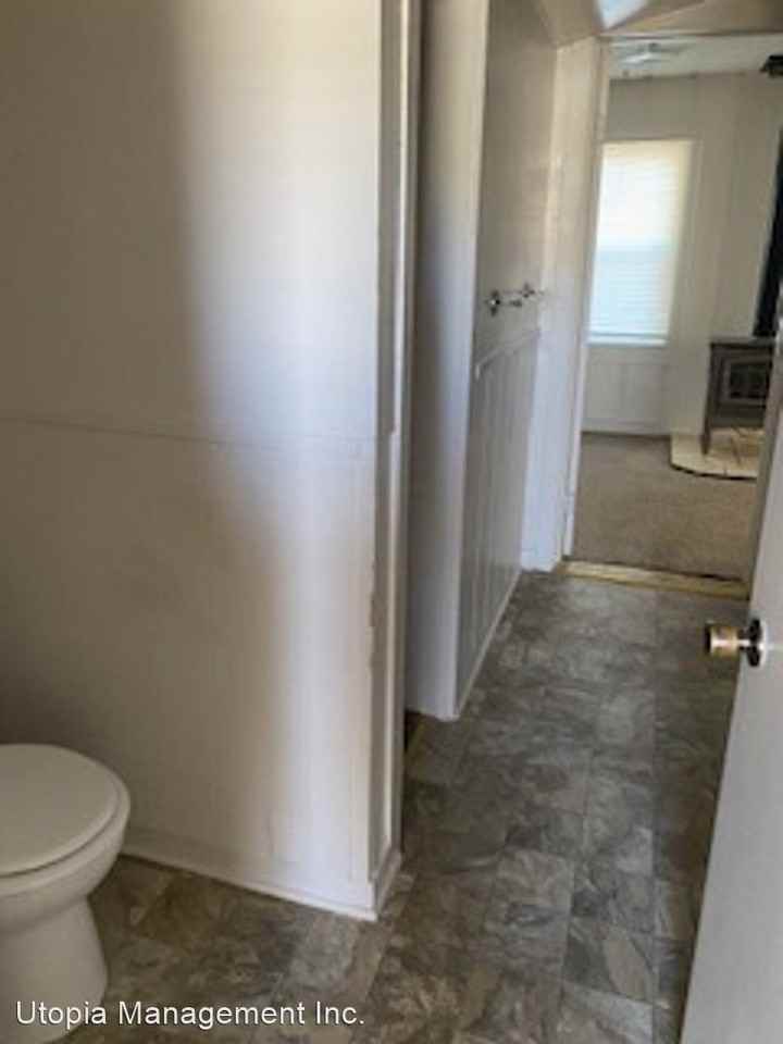 993/997 Chesnut St - Photo 2 of 7