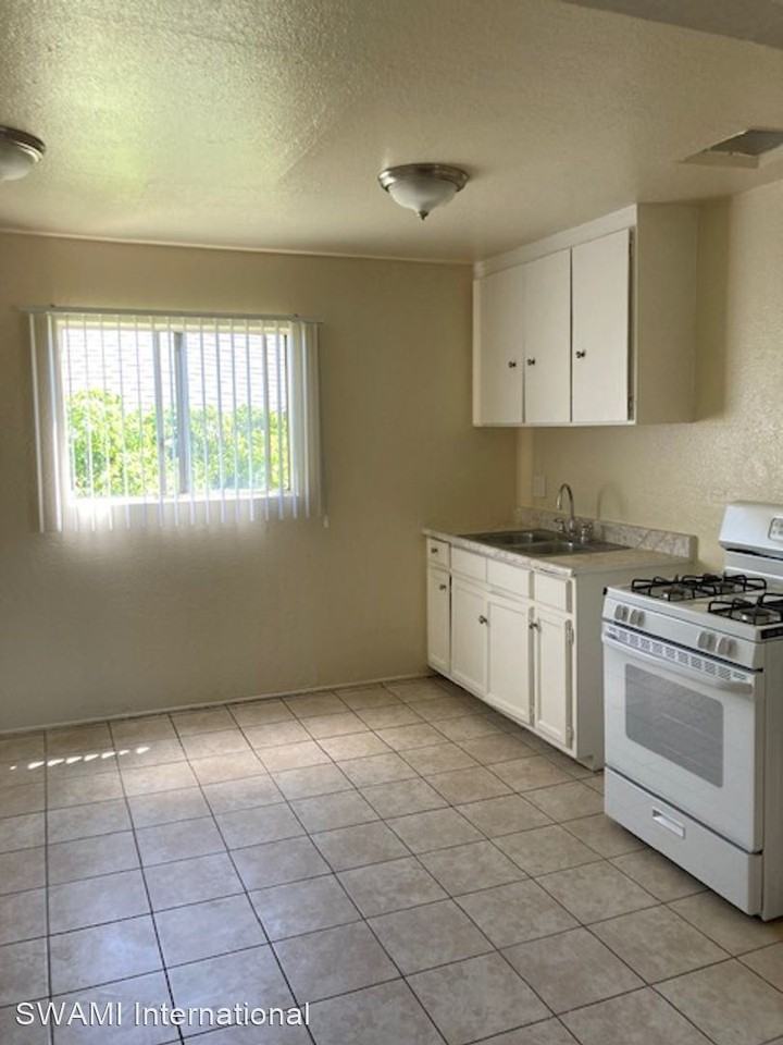 6336 S. Denver Avenue - Photo 3 of 9
