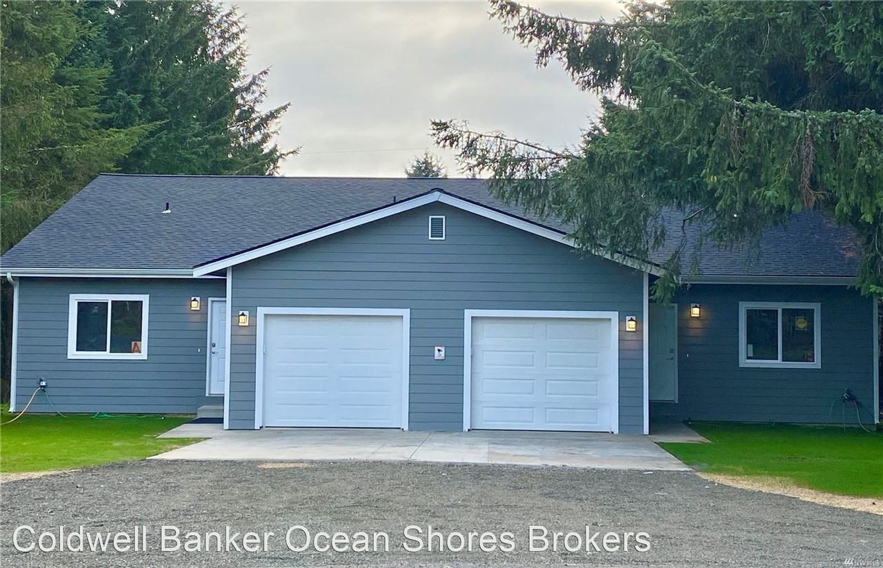 32 Sunset Blvd - Photo 2 of 15