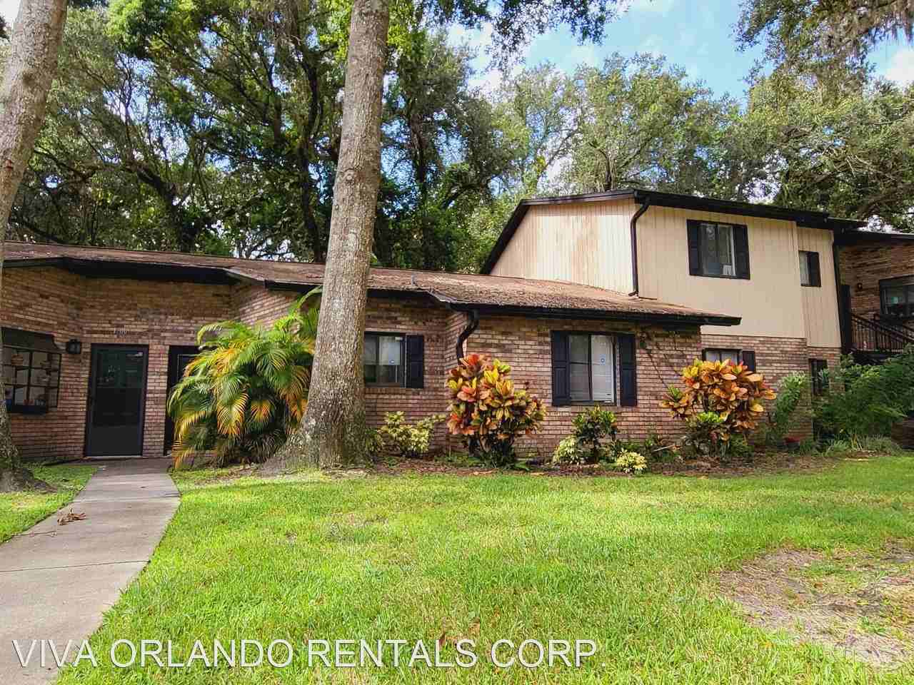 1708 Foxhall Cir - Photo 3 of 16