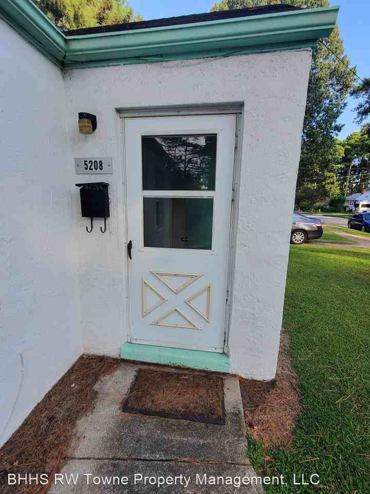 5208 Revere Dr - Photo 3 of 21