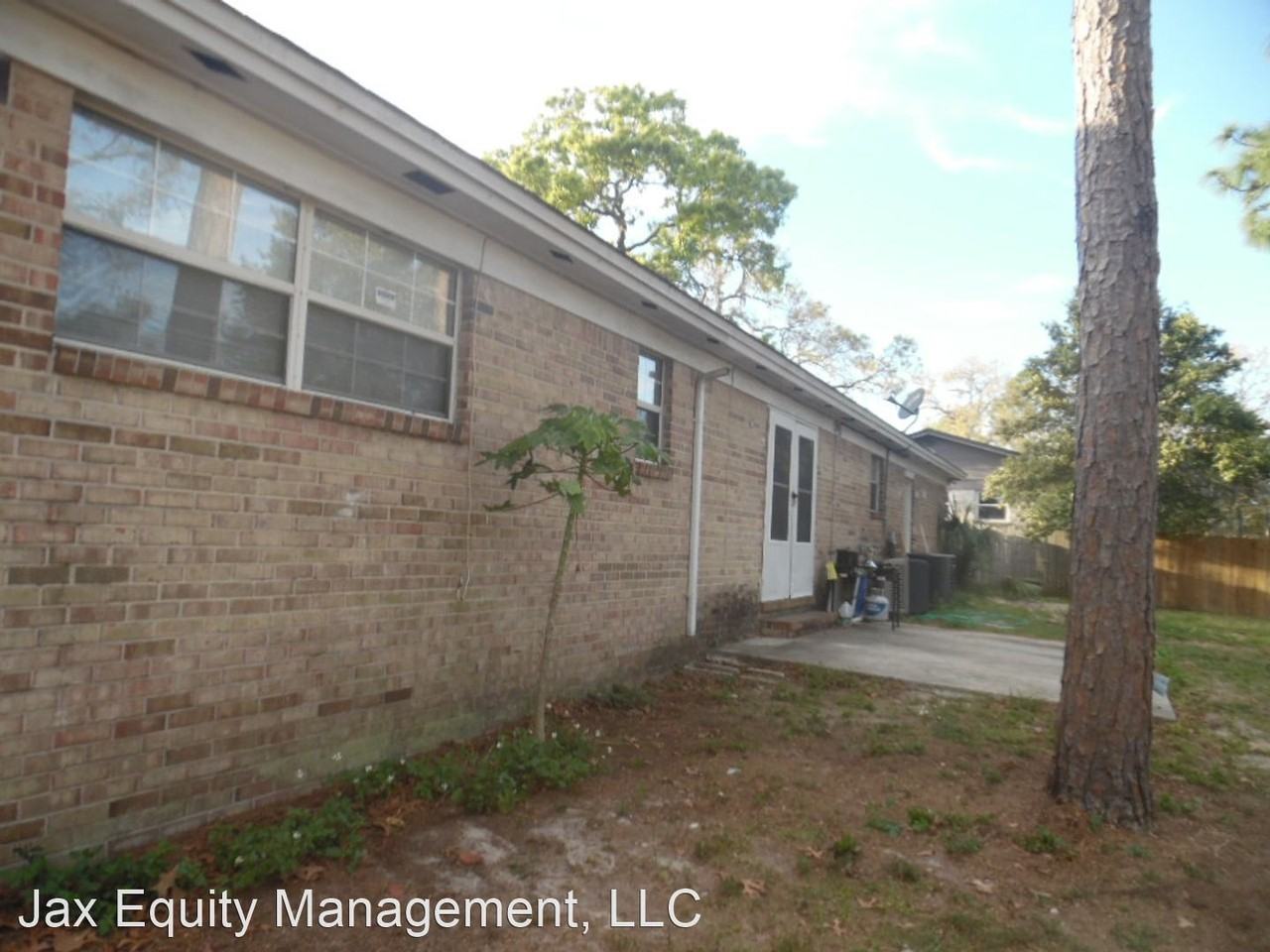 3973 Chestwood Ave - Photo 3 of 24
