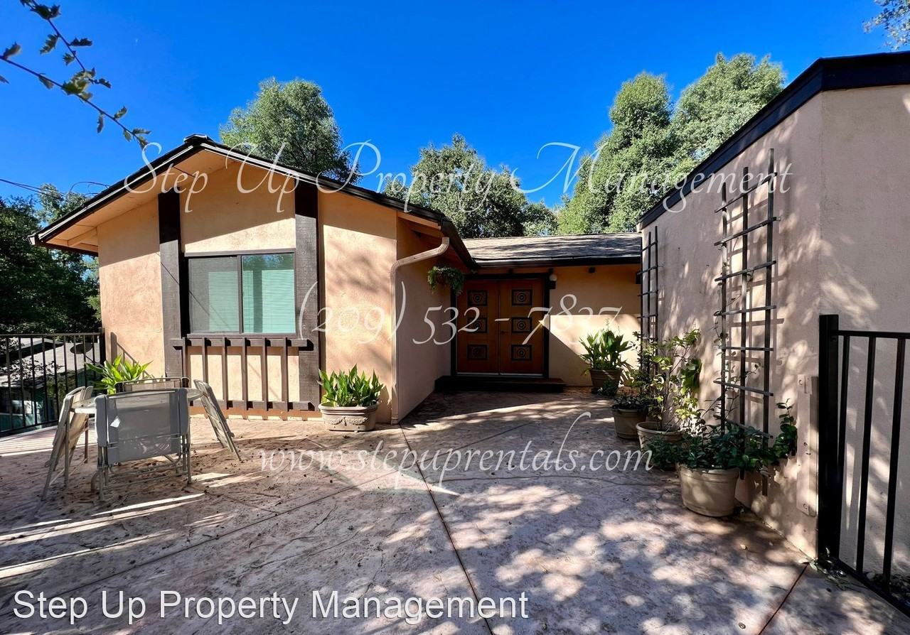 21848 El Coyote Dr - Photo 2 of 17