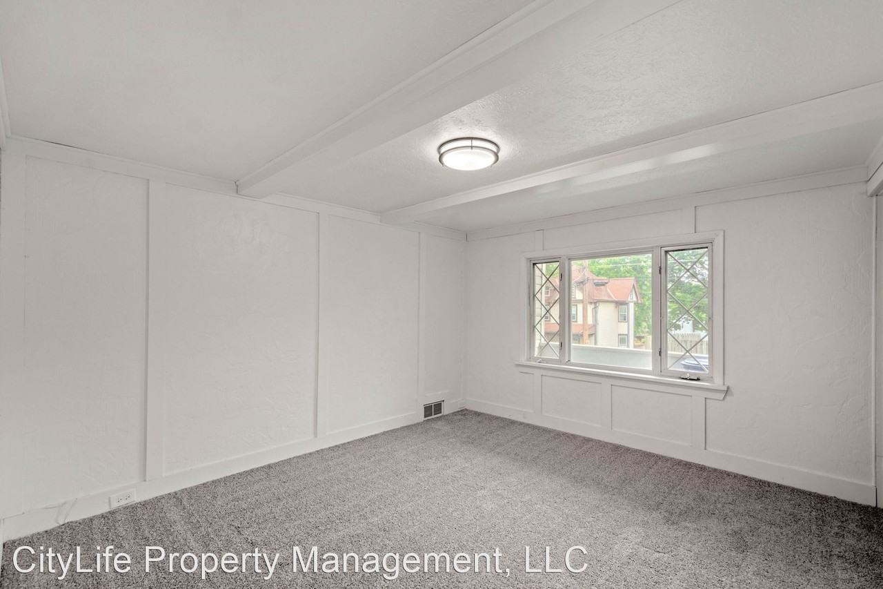 1107 Fairdale St - Photo 3 of 19
