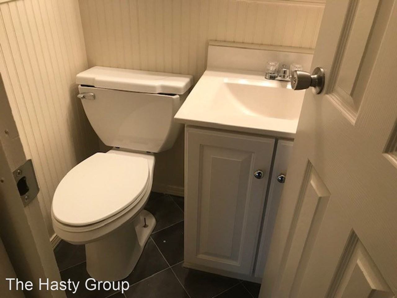 4943 N Newton Ave - Photo 2 of 12
