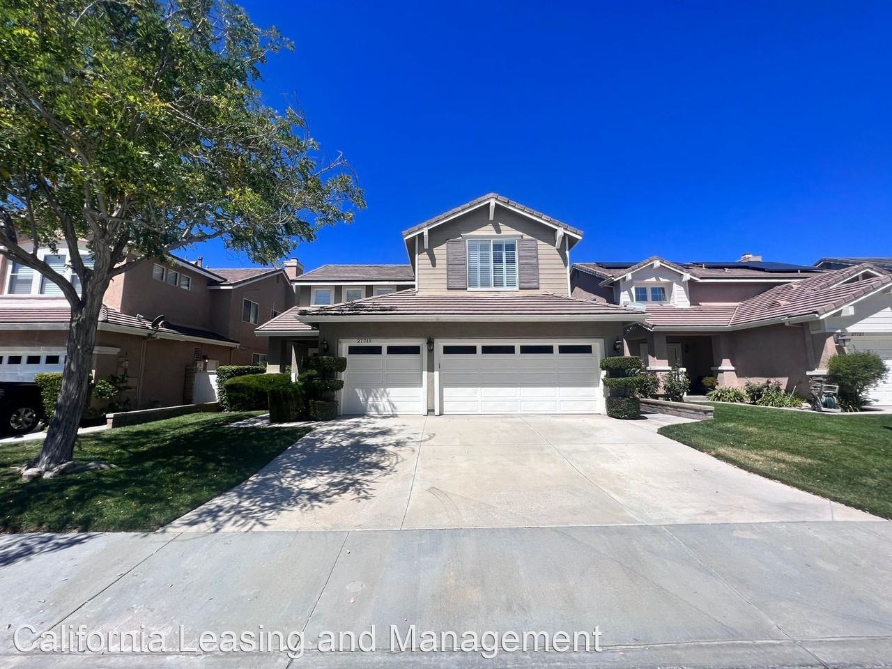 27719 Mansfield Ct - Photo 2 of 32