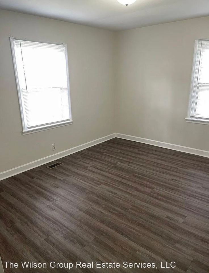 344 Chamberlin St - Photo 3 of 10