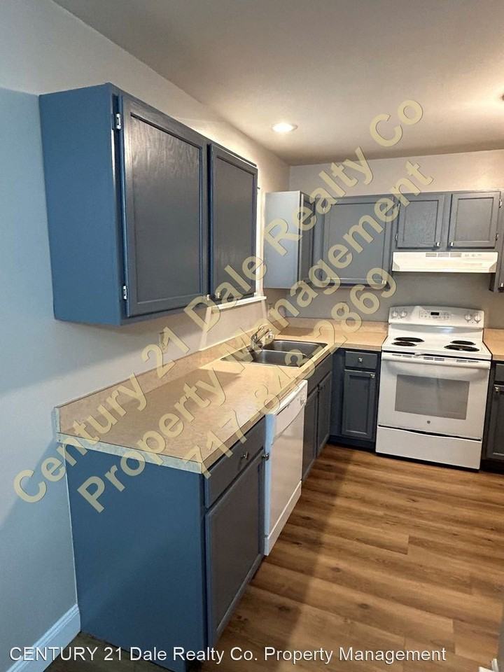 3113 Glen Hollow Dr - Photo 2 of 24