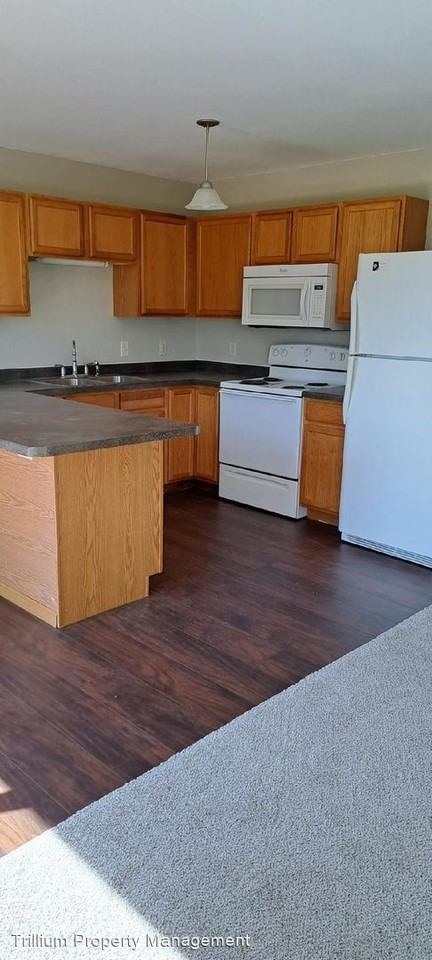 4353 131st St - Photo 3 of 6