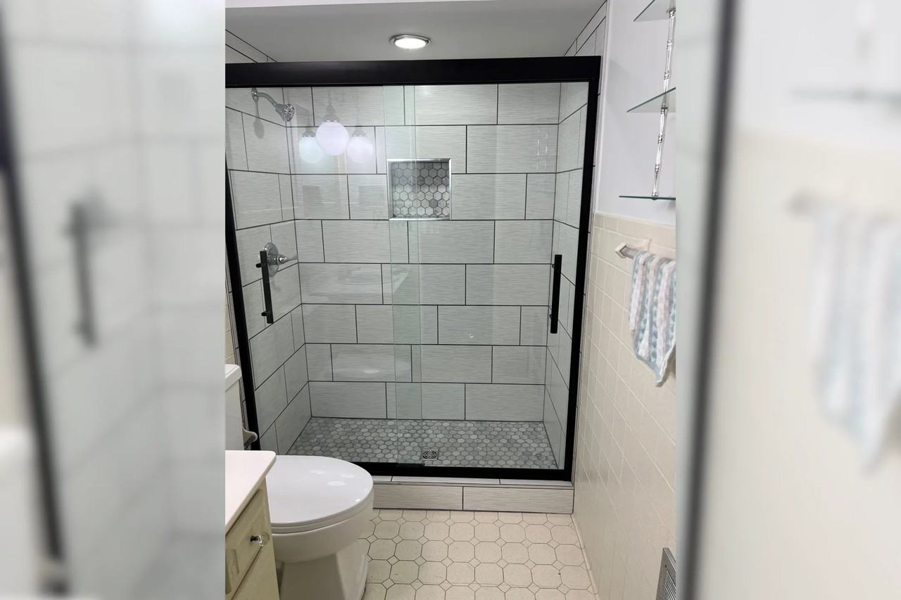 605 N 4th St - Photo 2 of 8