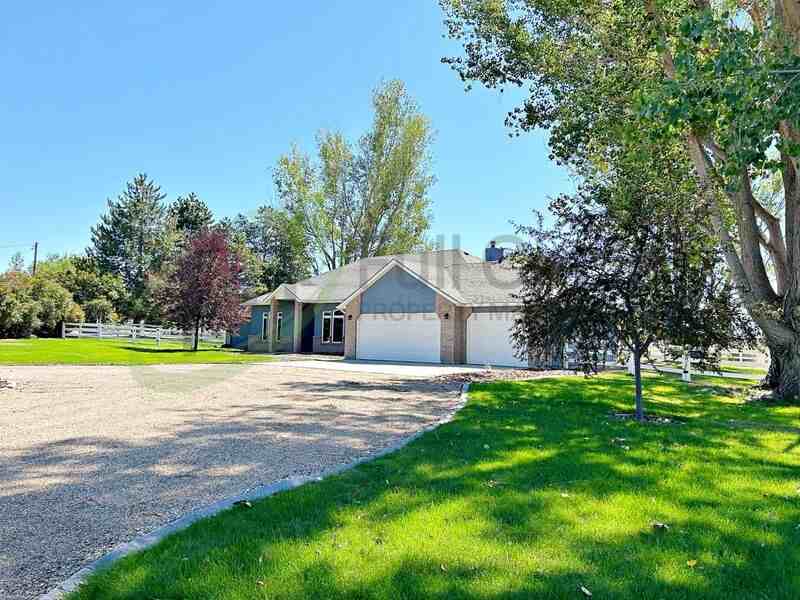 6603 Henry Pl - Photo 2 of 29