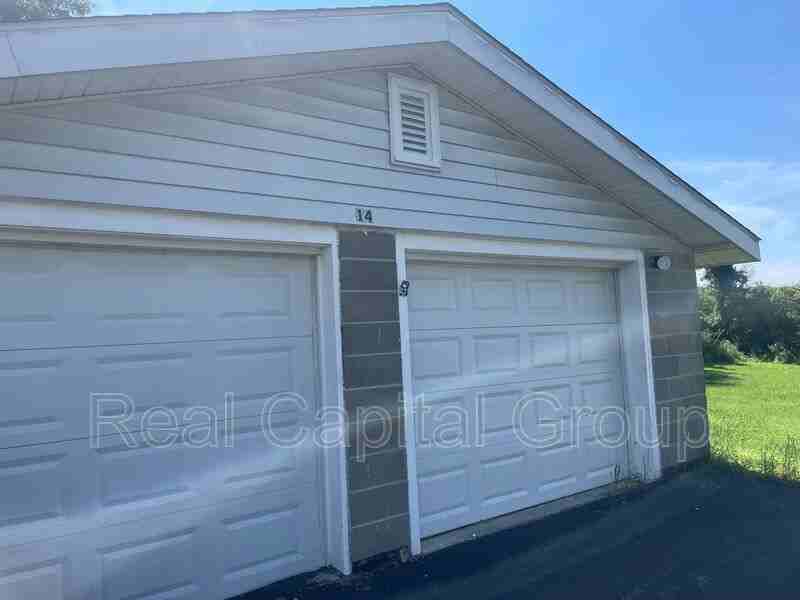 14 Norman Ln - Photo 2 of 11