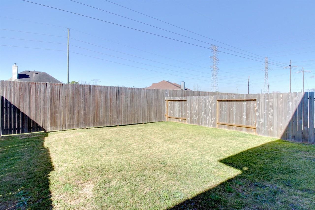 1134 Lexington Grove Dr - Photo 3 of 23