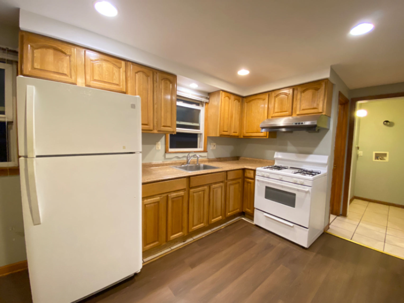 330 Sussex St #2 - Photo 6 of 8