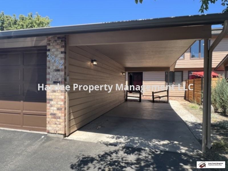 3082 W Catalina Ln - Photo 2 of 23